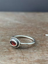 Load image into Gallery viewer, Garnet ring size 7