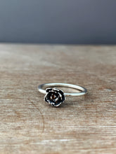 Load image into Gallery viewer, Cast succulent ring size 7.5