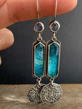 Load image into Gallery viewer, Apatite and moonstone earrings with dangling mandala