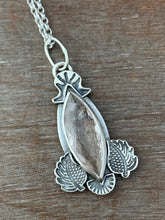 Load image into Gallery viewer, Morganite Pendant