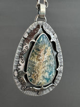 Load image into Gallery viewer, Birds and cloud pendant