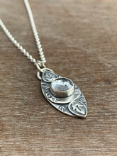 Load image into Gallery viewer, Quartz charm