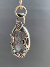 Load image into Gallery viewer, Rutilated quartz