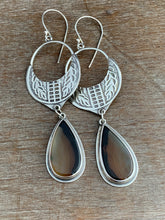 Load image into Gallery viewer, Montana agate earrings