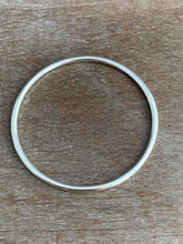 Load image into Gallery viewer, Sterling silver plain 8ga bangle