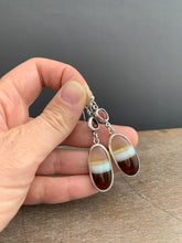 Load image into Gallery viewer, Agate and garnet earrings