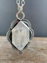 Load image into Gallery viewer, Tibetan quartz medallion