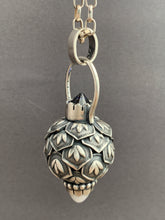 Load image into Gallery viewer, Vintage crystal and White Quartz dragon egg medallion
