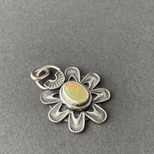 Load image into Gallery viewer, Opal pendant