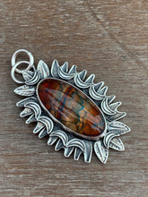 Load image into Gallery viewer, Dragon Vein Agate pendant