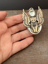 Load image into Gallery viewer, Kitty Pet with Large wings
