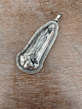 Load image into Gallery viewer, Our Lady of Fatima Sacred Heart pendant
