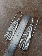 Load image into Gallery viewer, Stamped silver feather earrings
