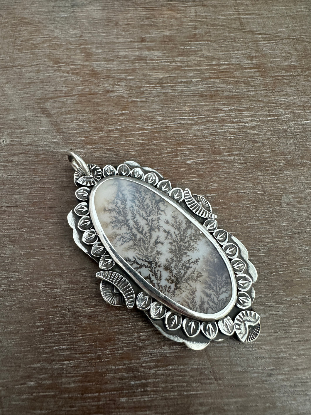 Dendritic agate elaborate pendant