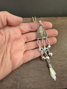 Jingly tassel pendant