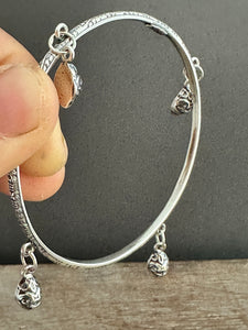 Sterling silver patterned Jingle bangle