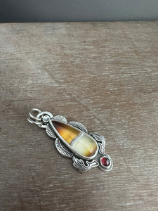 Agate with sunset colors pendant