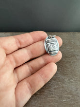 Load image into Gallery viewer, A gardeners charm
