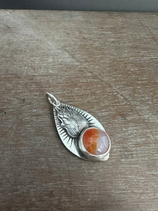 Dragon Vein  Agate pendant