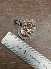 Load image into Gallery viewer, Hippocampus pendant 1

