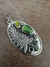 Load image into Gallery viewer, Spring Fern pendant
