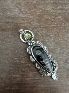 Hypersthene pendant