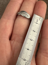 Load image into Gallery viewer, Fish Ring
