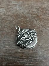 Load image into Gallery viewer, God Bless my Country medallion
