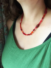 Load image into Gallery viewer, Vintage glass bead silk knotted necklace in reds
