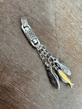 Load image into Gallery viewer, Three fishes pendant
