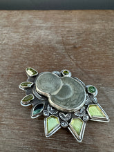 Load image into Gallery viewer, Fairy stone Pendant/Brooch with green gemstones
