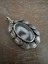 Load image into Gallery viewer, Botswana agate and feathers pendant
