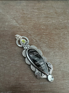 Hypersthene pendant