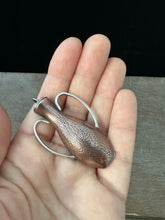 Load image into Gallery viewer, Amphora Pendant with etched bird drawing and bronze bird
