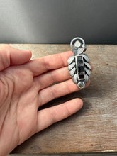 Load image into Gallery viewer, Hypersthene and feathers pendant
