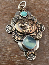 Load image into Gallery viewer, Bronze lion with aquamarine
