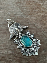 Load image into Gallery viewer, Bird Medallion
