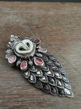 Load image into Gallery viewer, The Pink Owl Queen
