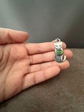 Load image into Gallery viewer, Sterling silver Kitty Pet with Green Serpentine
