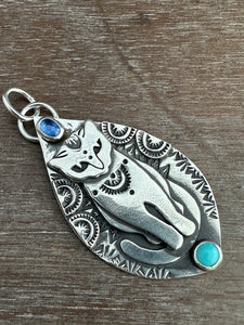 Jewel Cat with Turquoise and Kyanite