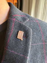 Load image into Gallery viewer, 14k Gold fill bird pin, lapel pin, scatter pin
