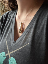 Load image into Gallery viewer, Amphora Pendant 1
