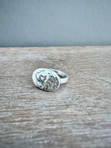 Lion ring -size 8