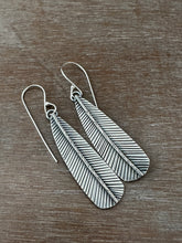 Load image into Gallery viewer, Stamped silver feather earrings

