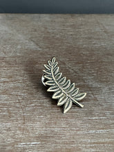 Load image into Gallery viewer, Fern pin

