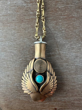 Load image into Gallery viewer, Unique Matte Brass Chain
