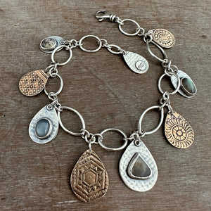 Handmade bracelet with 9 charms