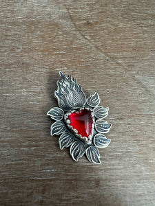 Red rosarita Sacred Heart pendant