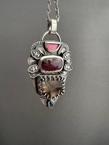 Multi stone pendant