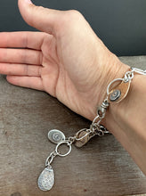 Load image into Gallery viewer, Handmade bracelet with 9 charms
